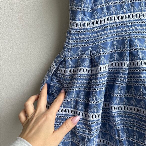 Vince Camuto Blue White Embroidered Tassel Eyelet Summer Resort Size 8 / Medium - Picture 7 of 10